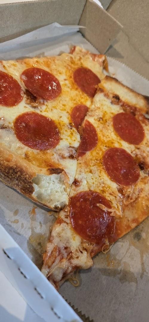 Pizzeria Delphina at the Insider Food Hall
